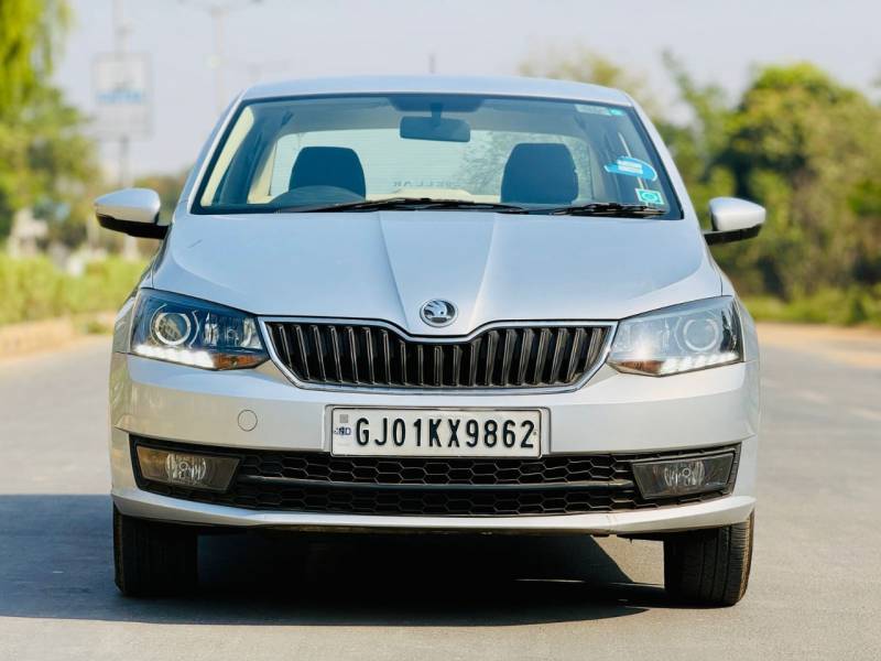 Skoda Rapid Ambition 1.6 MPI MT