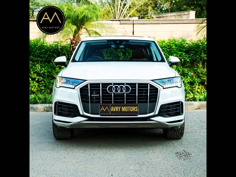 Audi Q7 Technology 55 TFSI