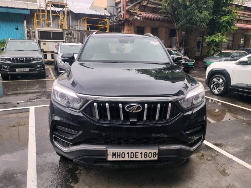 Mahindra Alturas G4 4WD AT