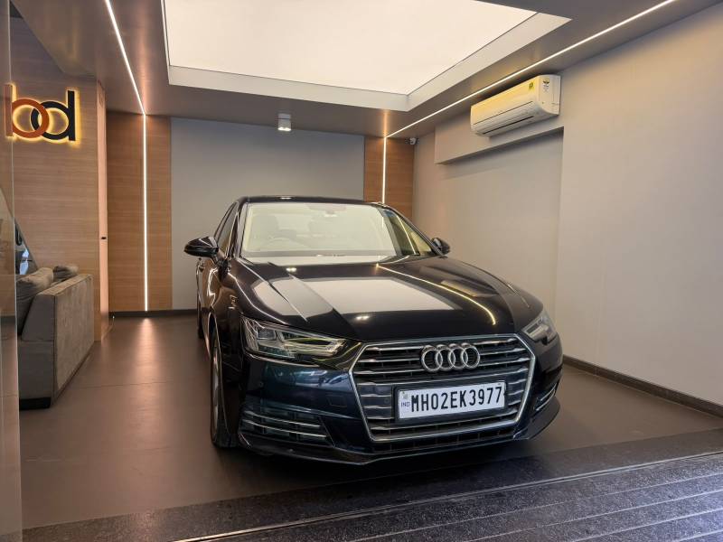 Audi A4 30 TFSI Technology Pack