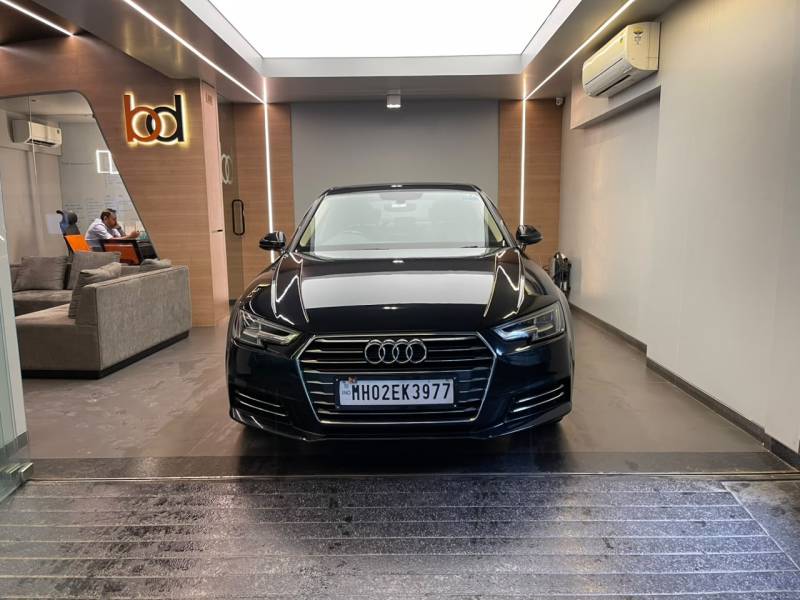 Audi A4 30 TFSI Technology Pack
