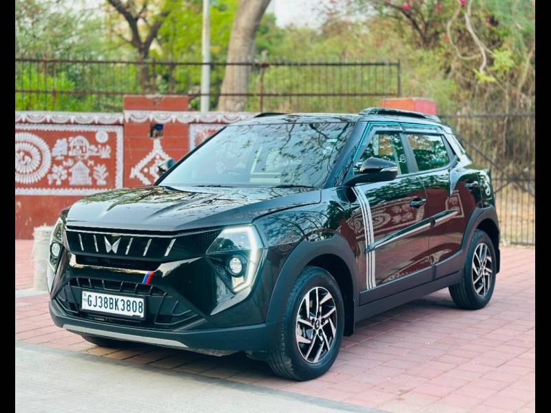Mahindra XUV 3XO AX5 1.5 Diesel