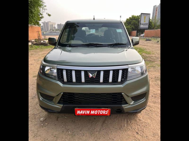 Mahindra Bolero Neo N8