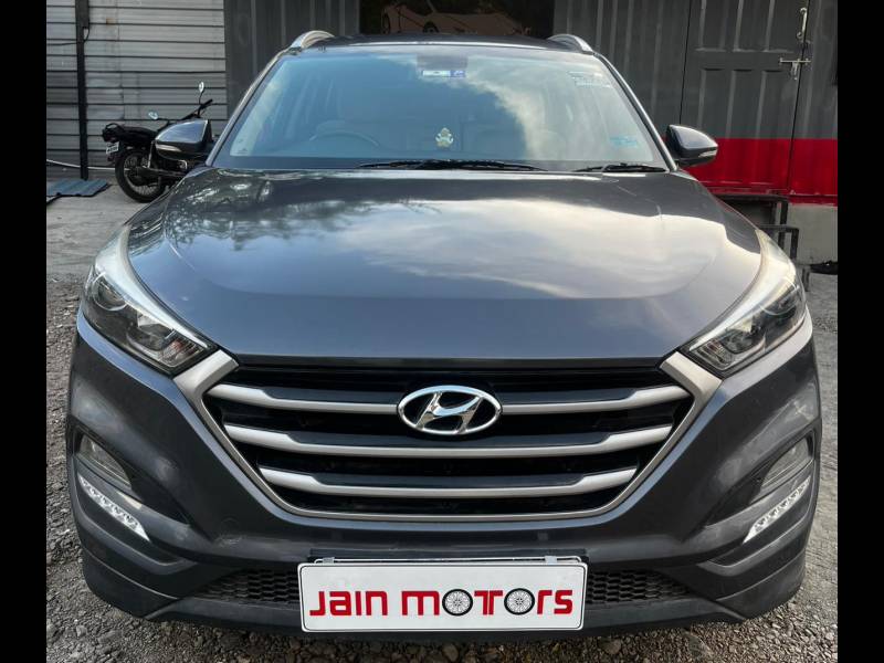 Hyundai Tucson 2WD MT Petrol