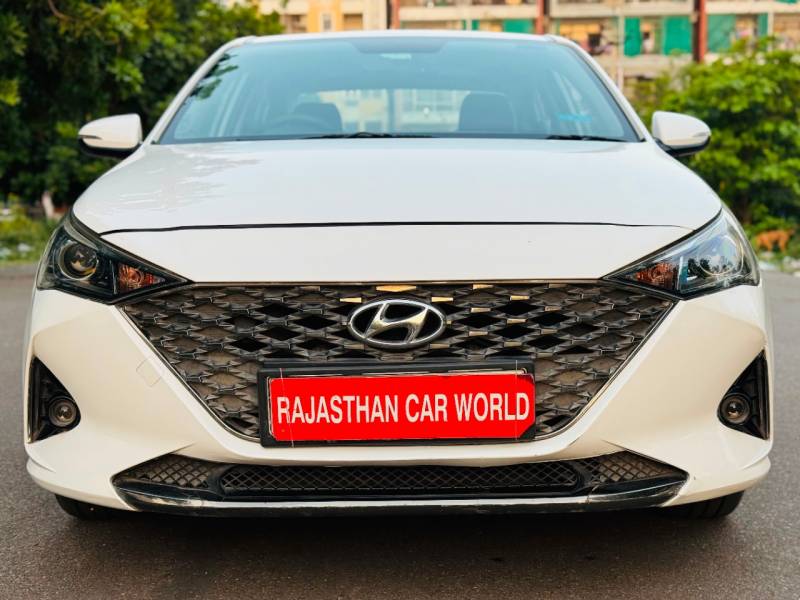 Hyundai Verna SX (O)1.5 MPi