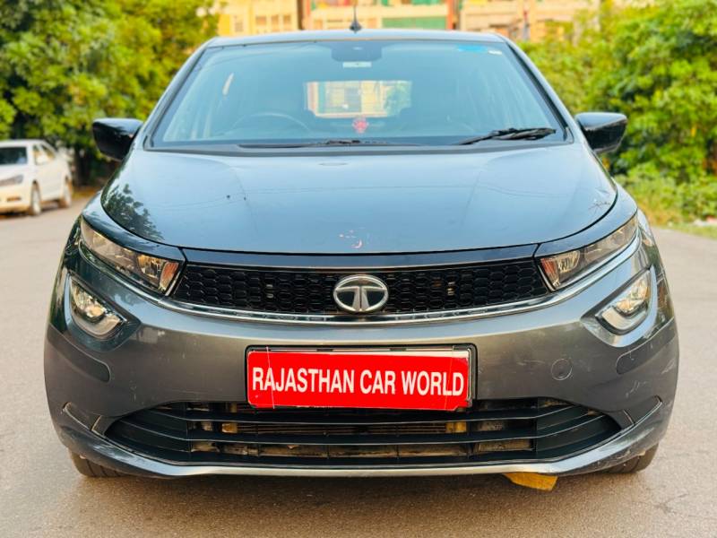 Tata Altroz XT Petrol