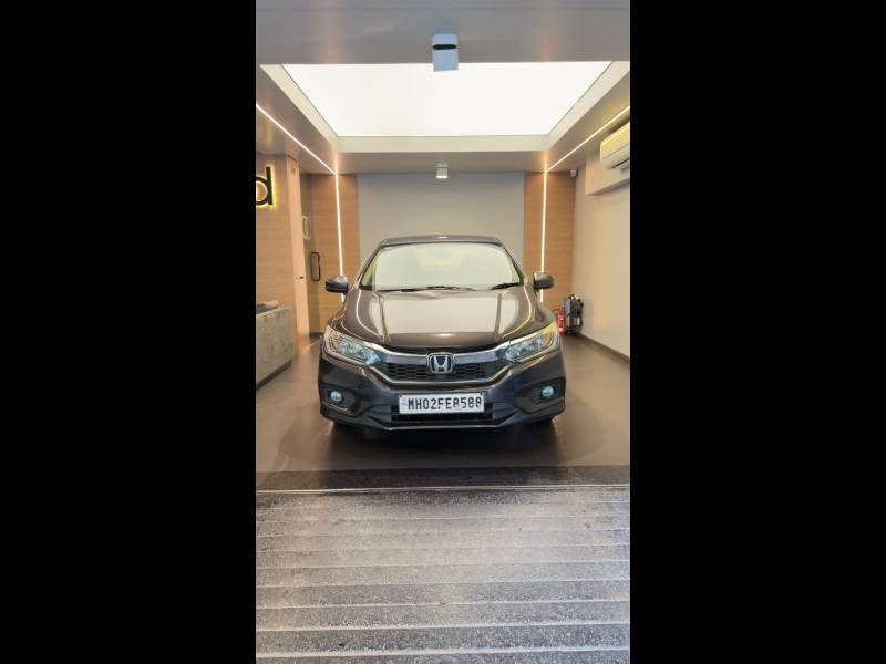 Honda City V CVT Petrol
