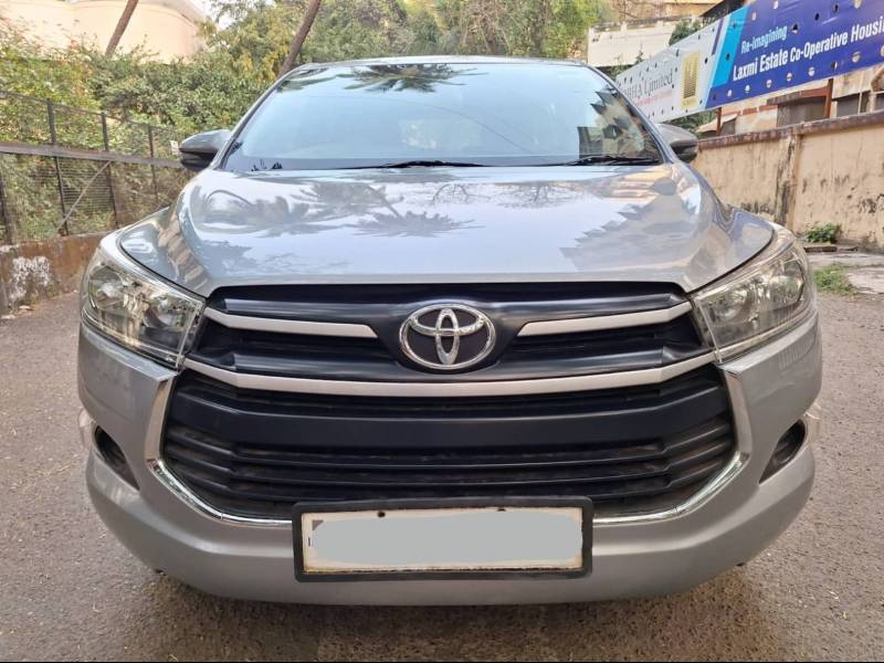 Toyota Innova Crysta 2.4 GX 7 STR