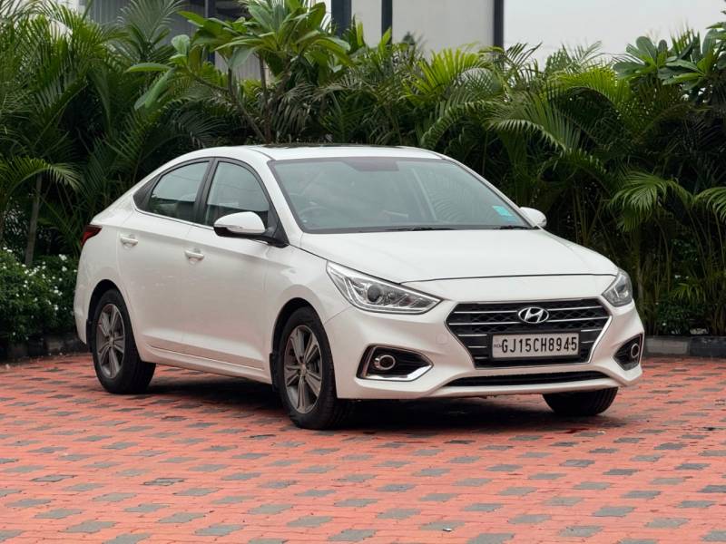 Hyundai Verna SX (O) 1.6 CRDi AT