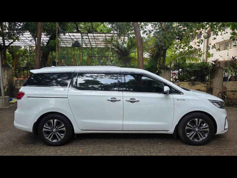 Kia Carnival Prestige 7 STR