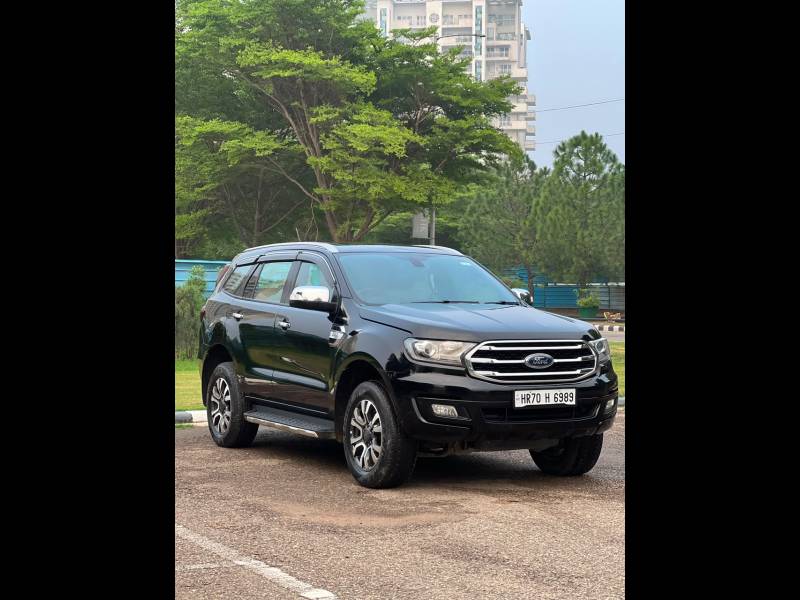Ford Endeavour Titanium Plus 2.2 4x2 AT