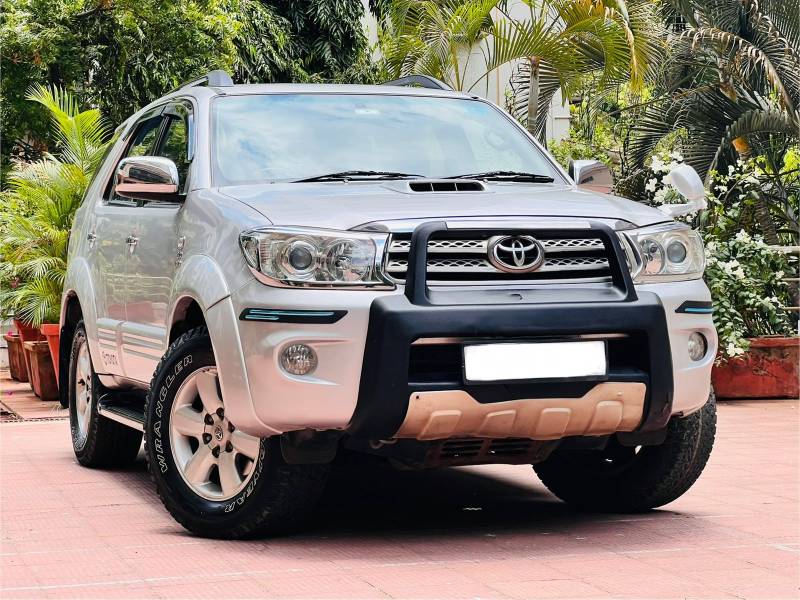 Toyota Fortuner 3.0 MT