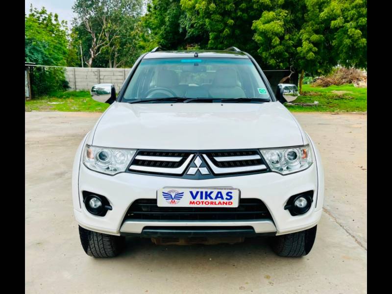 Mitsubishi Pajero Sport 2.5 AT