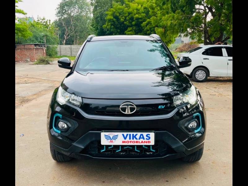 Tata Nexon EV XZ Plus Dark Edition
