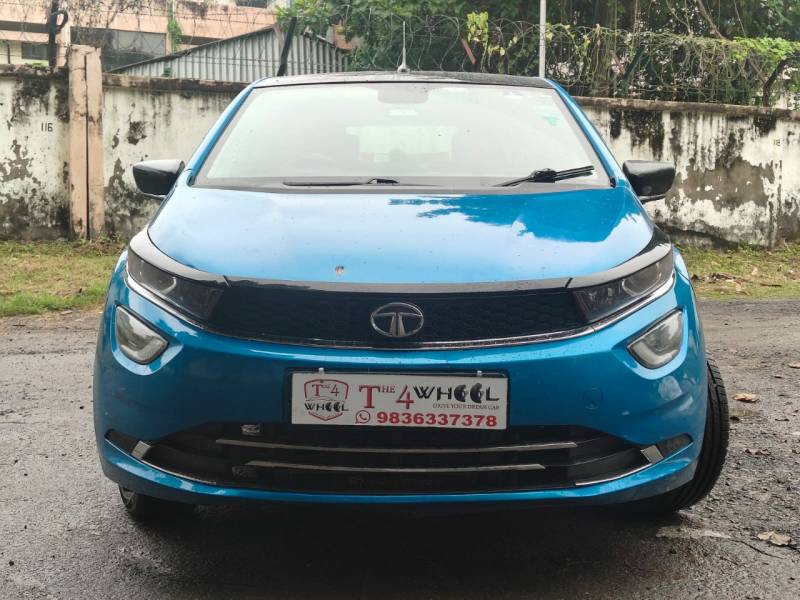 Tata Altroz XZ Petrol