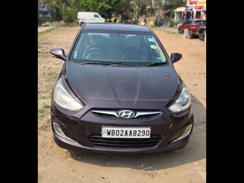 Hyundai Verna Fluidic 1.6 CRDi EX