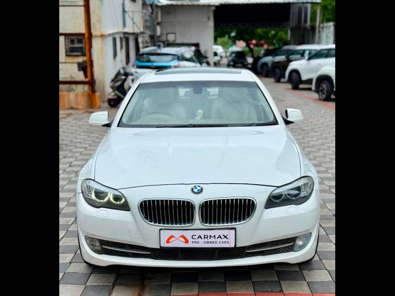 BMW 5 Series 530d Sedan
