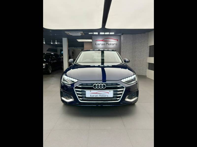 Audi A4 40 TFSI Technology