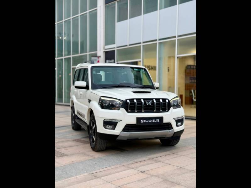Mahindra Scorpio Classic S11 MT 7S