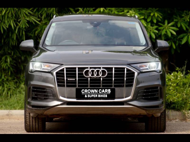 Audi Q7 Technology 55 TFSI