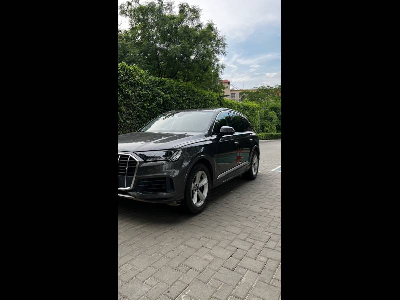Audi Q7 Technology 55 TFSI