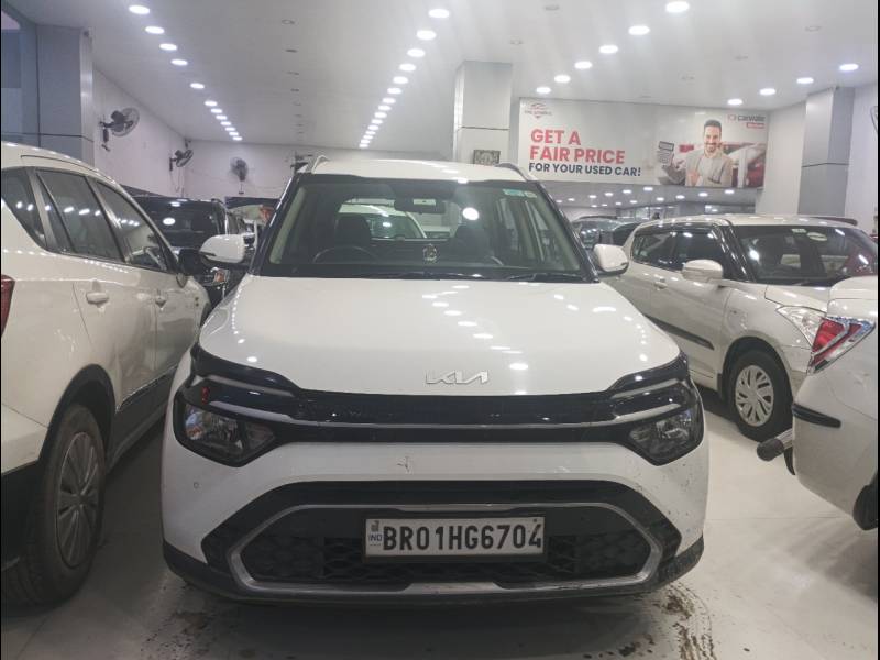 Kia Carens Prestige 1.5 Petrol 7 STR