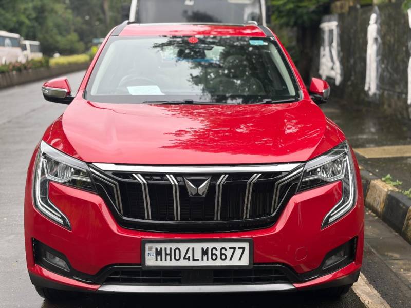 Mahindra XUV700 AX 7 Petrol AT 7 STR