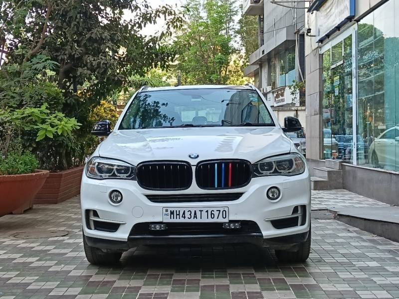 BMW X5 xDrive30d Pure Experience (5 Seater)
