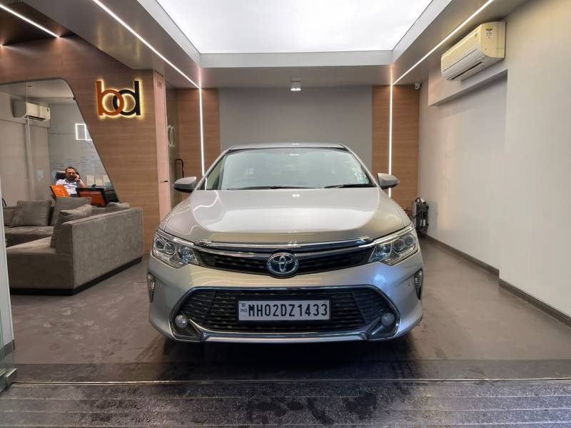 Toyota Camry Hybrid