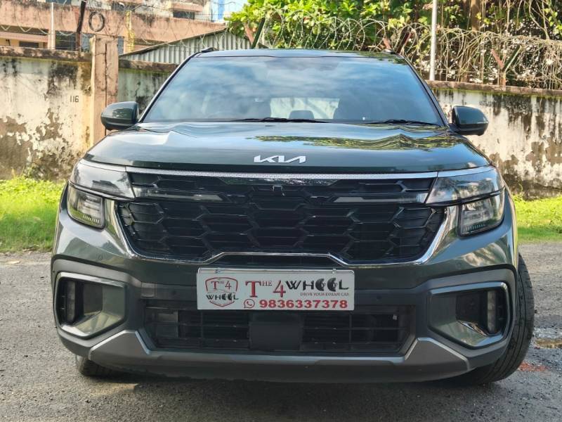 Kia Seltos GTX Plus 1.5 Turbo Petrol DCT Dual Tone