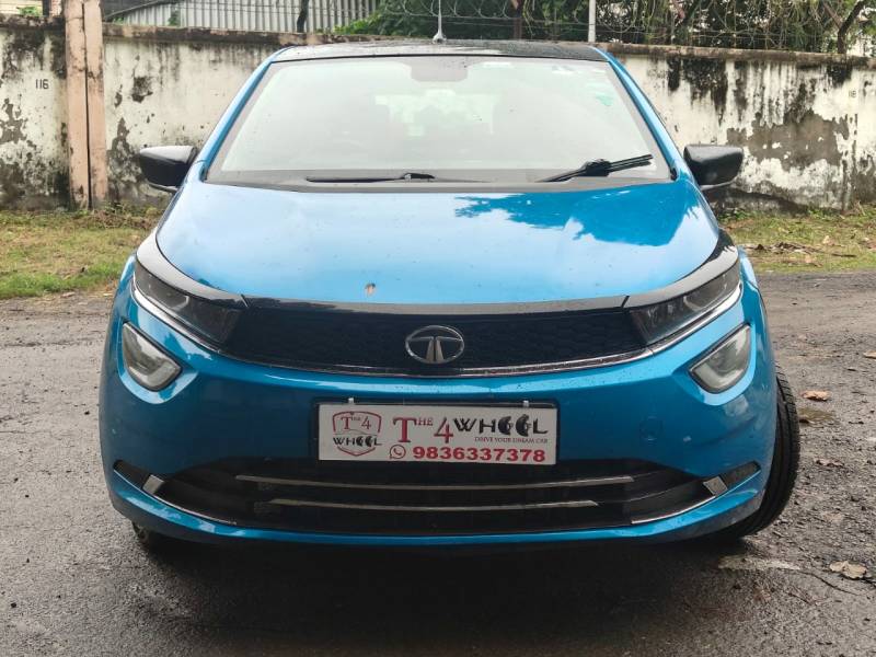 Tata Altroz XZ Petrol