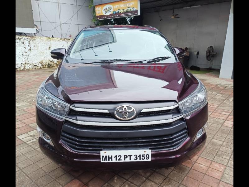 Toyota Innova Crysta 2.8 G AT