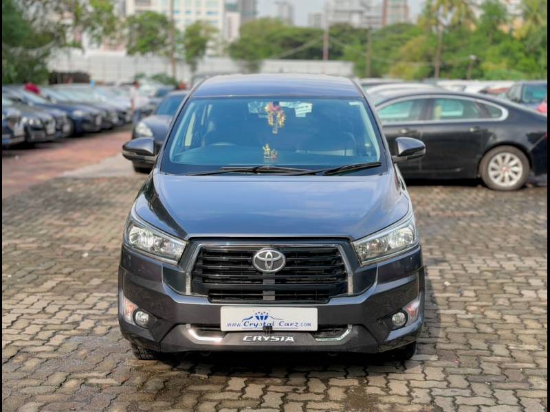 Toyota Innova Crysta 2.4 GX 8 STR
