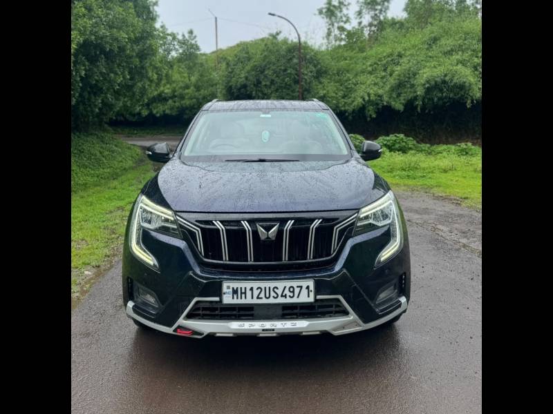 Mahindra XUV700 AX 5 Petrol MT 5 STR