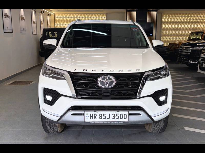 Toyota Fortuner 4X2 AT 2.7 Petrol