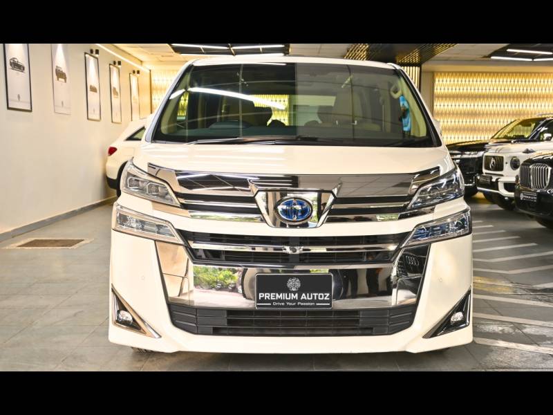 Toyota Vellfire Executive Lounge