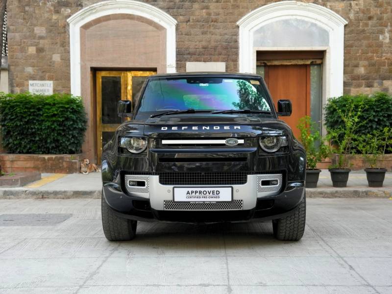 Land Rover Defender 110 X-Dynamic HSE 2.0 Petrol