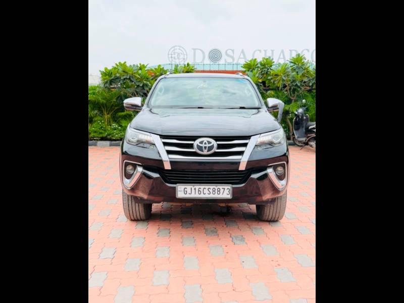 Toyota Fortuner 2.7 4x2 MT