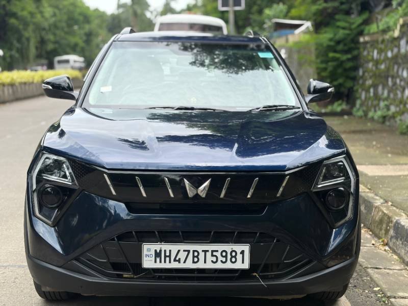 Mahindra XUV 3XO AX5 1.2 Petrol AT