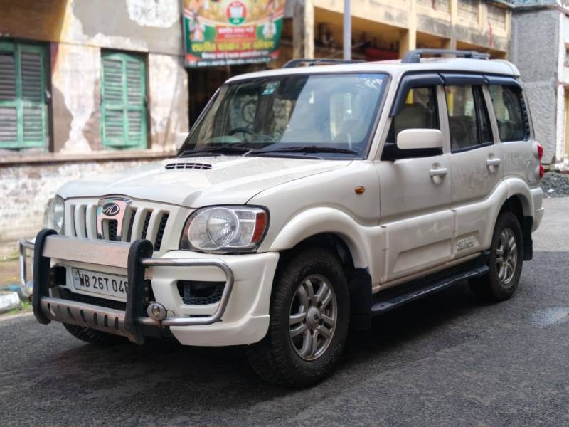 Mahindra Scorpio VLX 2WD BS IV