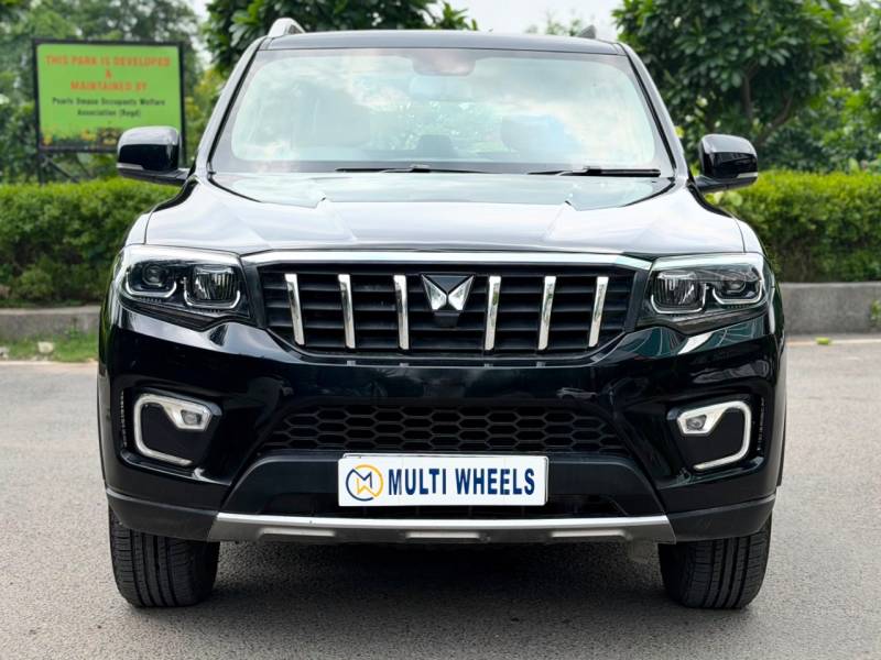Mahindra Scorpio-N Z8 S 2WD Diesel 2.2L Turbo Manual 7 STR