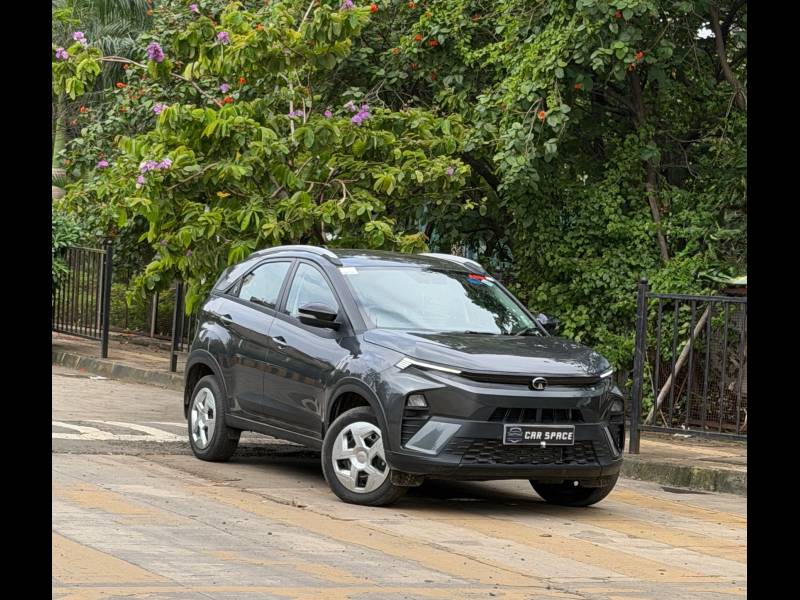 Tata Nexon Pure Plus 1.2 iCNG 6MT