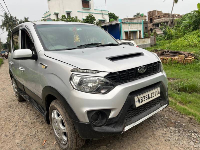 Mahindra NuvoSport N6