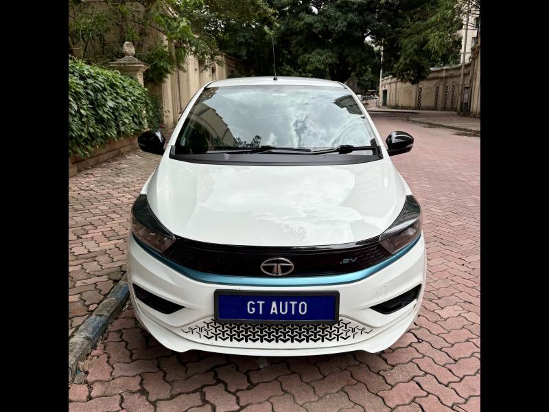 Tata Tiago EV XT Medium Range