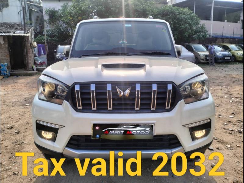 Mahindra Scorpio Classic S11 MT 7S