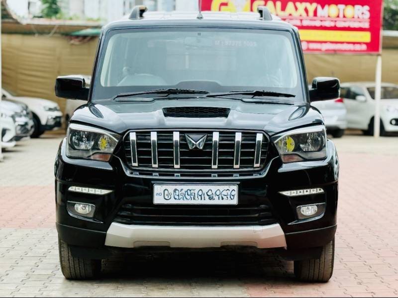 Mahindra Scorpio Classic S MT 7STR