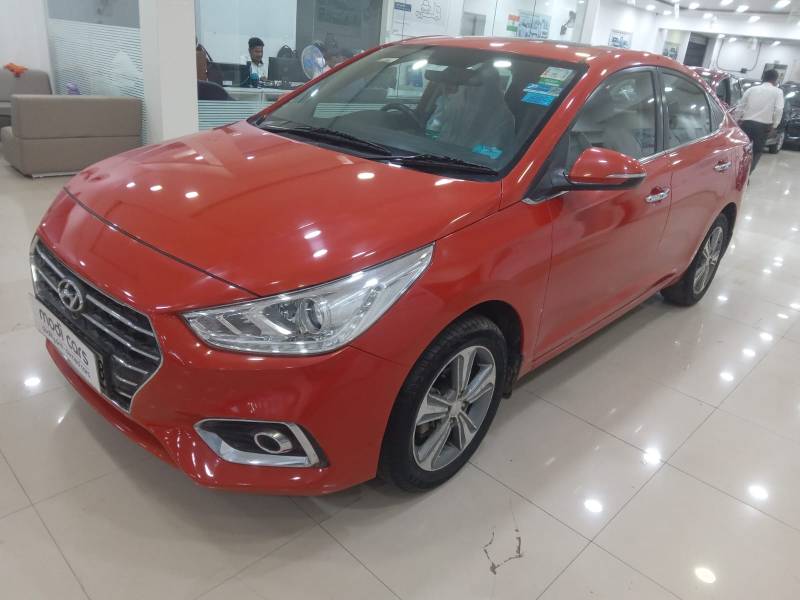 Hyundai Verna SX (O)1.6 VTVT