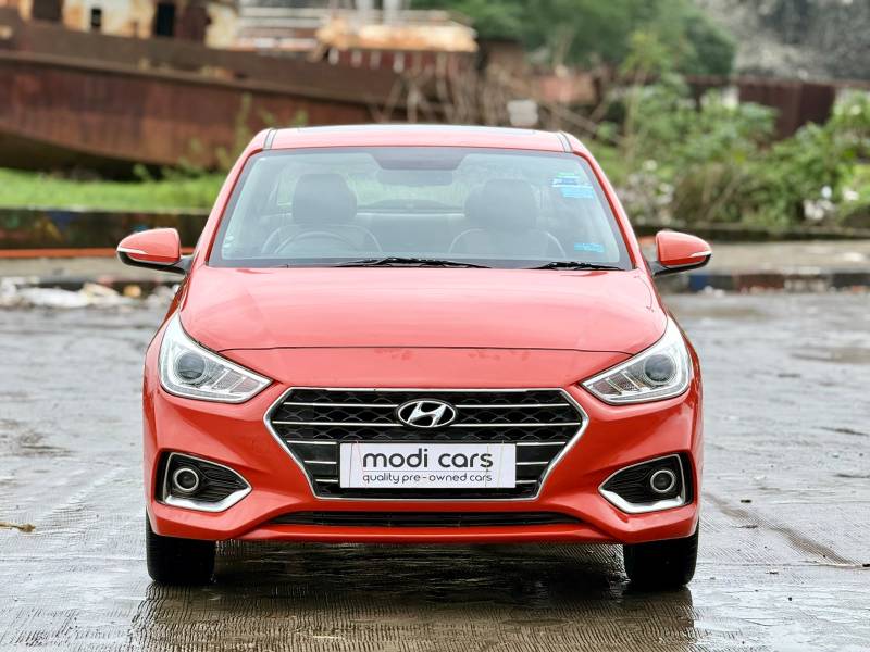 Hyundai Verna SX (O)1.6 VTVT