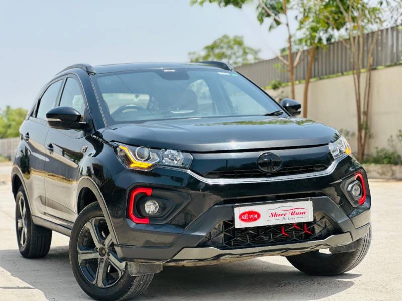 Tata Nexon XZA Plus Dark Edition