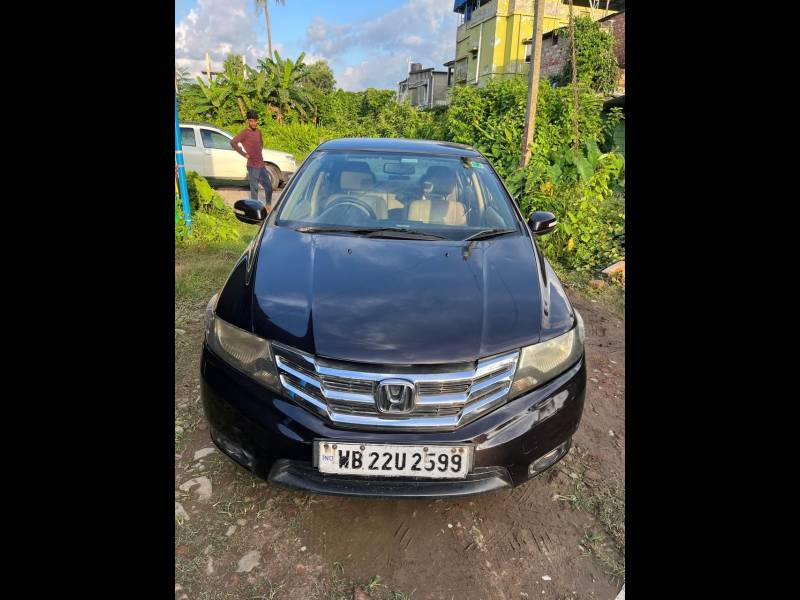Honda City V AT (AVN)